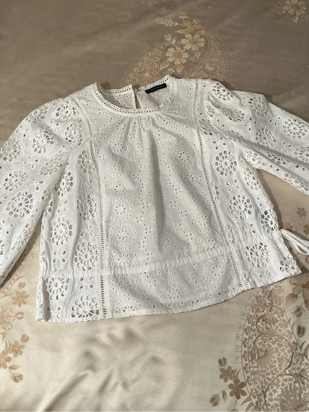 Banana Republic White 3/4 Sleeve Unlined Eyelet Cropped Top Sz L